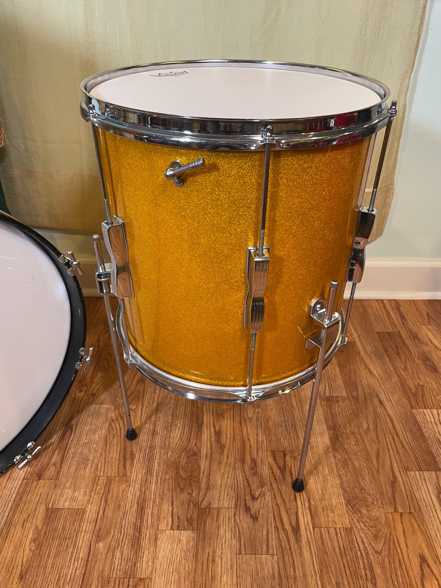 1966 Ludwig Club Date Drum Set Gold Sparkle 20/12/14/5x14
