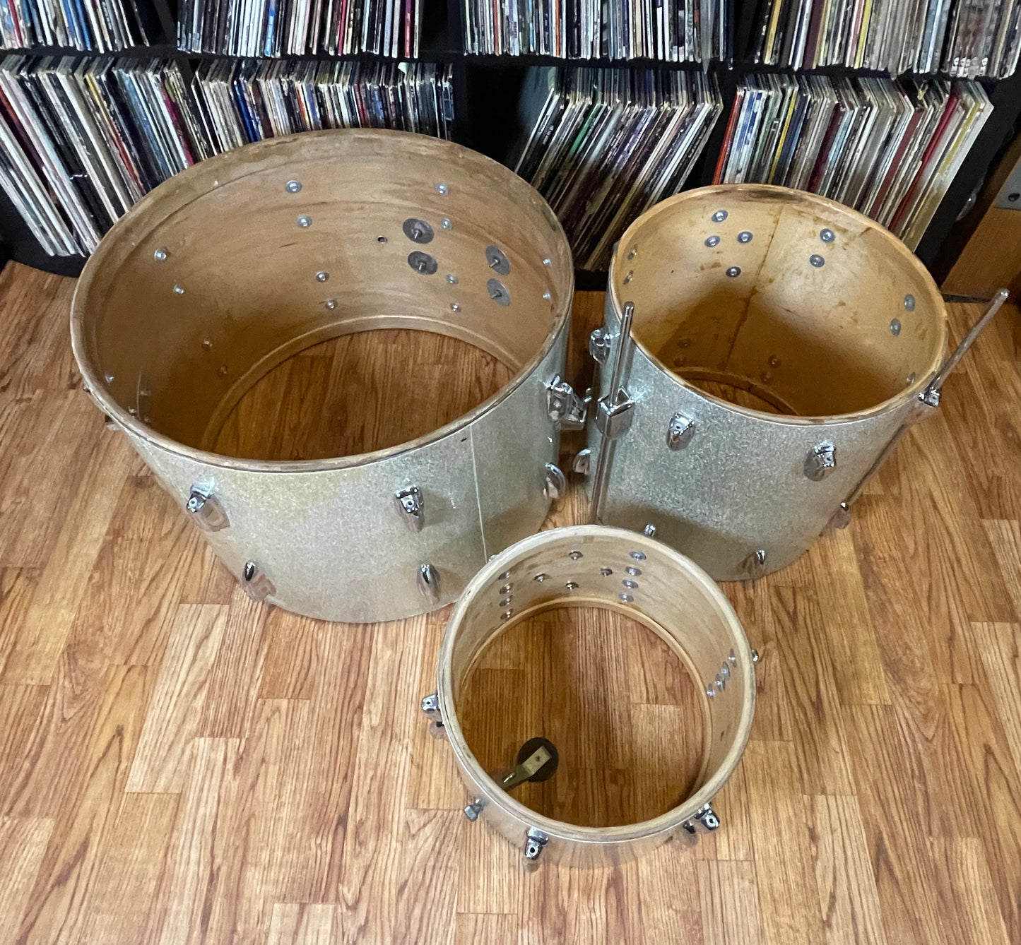 1965 Slingerland Modern Jazz No. 9N Drum Set Silver Sparkle 20-12-14