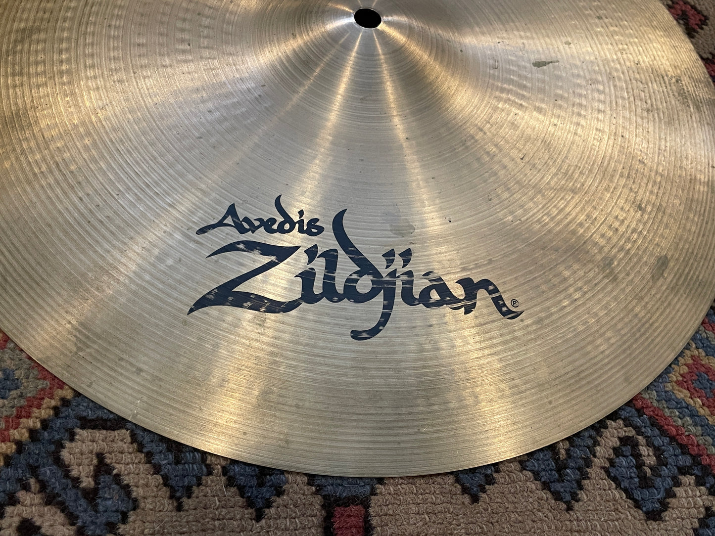 16" Zildjian A Thin Crash Cymbal 1082g