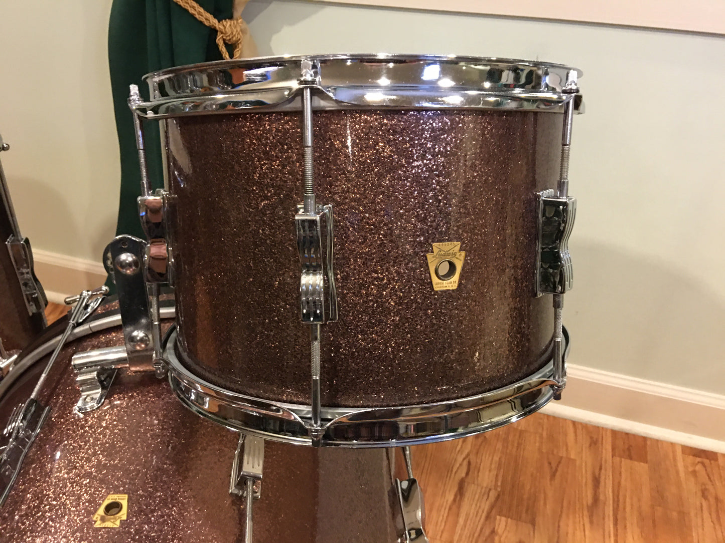 1967 Ludwig Club Date Drum Set Burgundy Sparkle 20/12/14