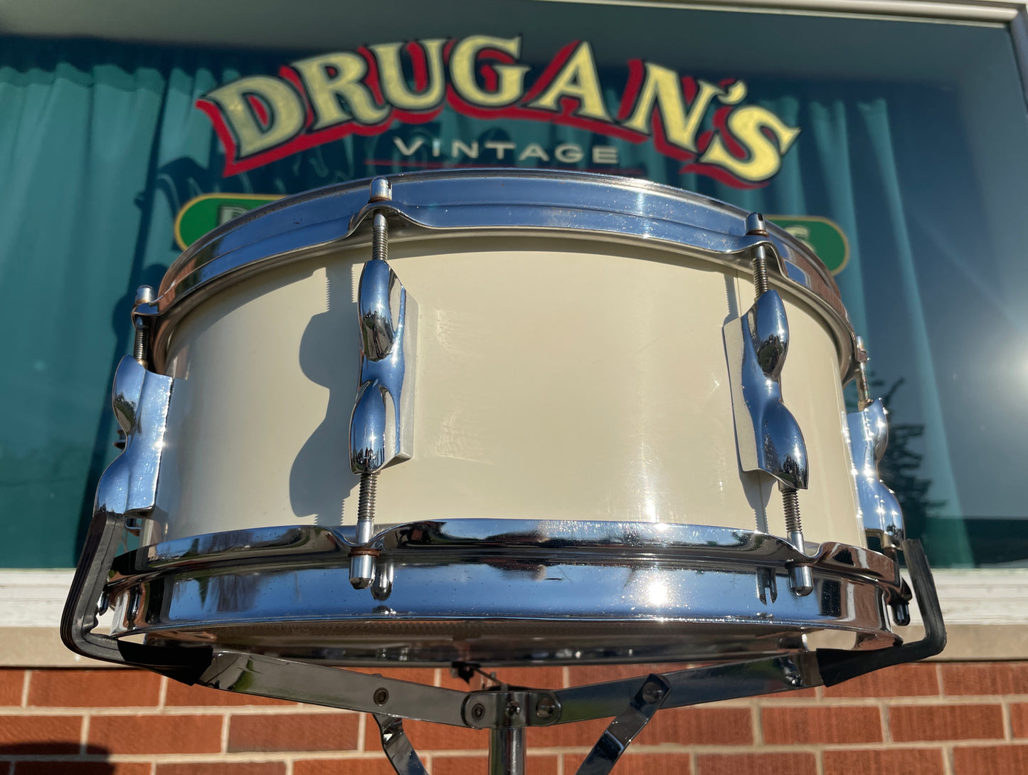 1960s Olympic 5.5x14 No. 1002 De Luxe Snare Drum White Duroplastic