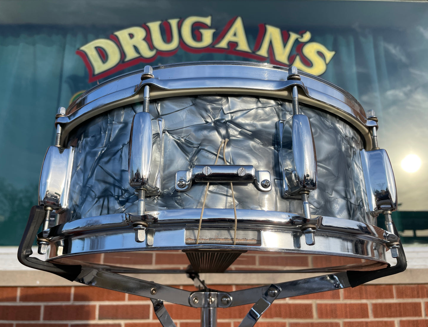 1960s Whitehall 5.5x14 Snare Drum Black Diamond Pearl