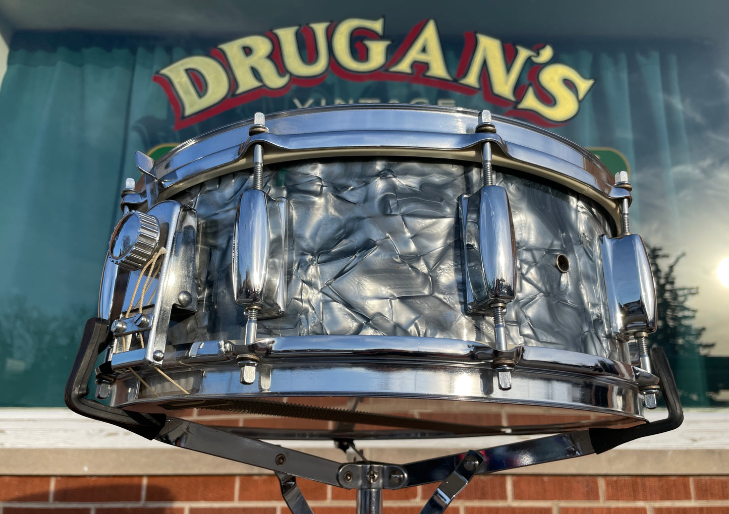 1960s Whitehall 5.5x14 Snare Drum Black Diamond Pearl
