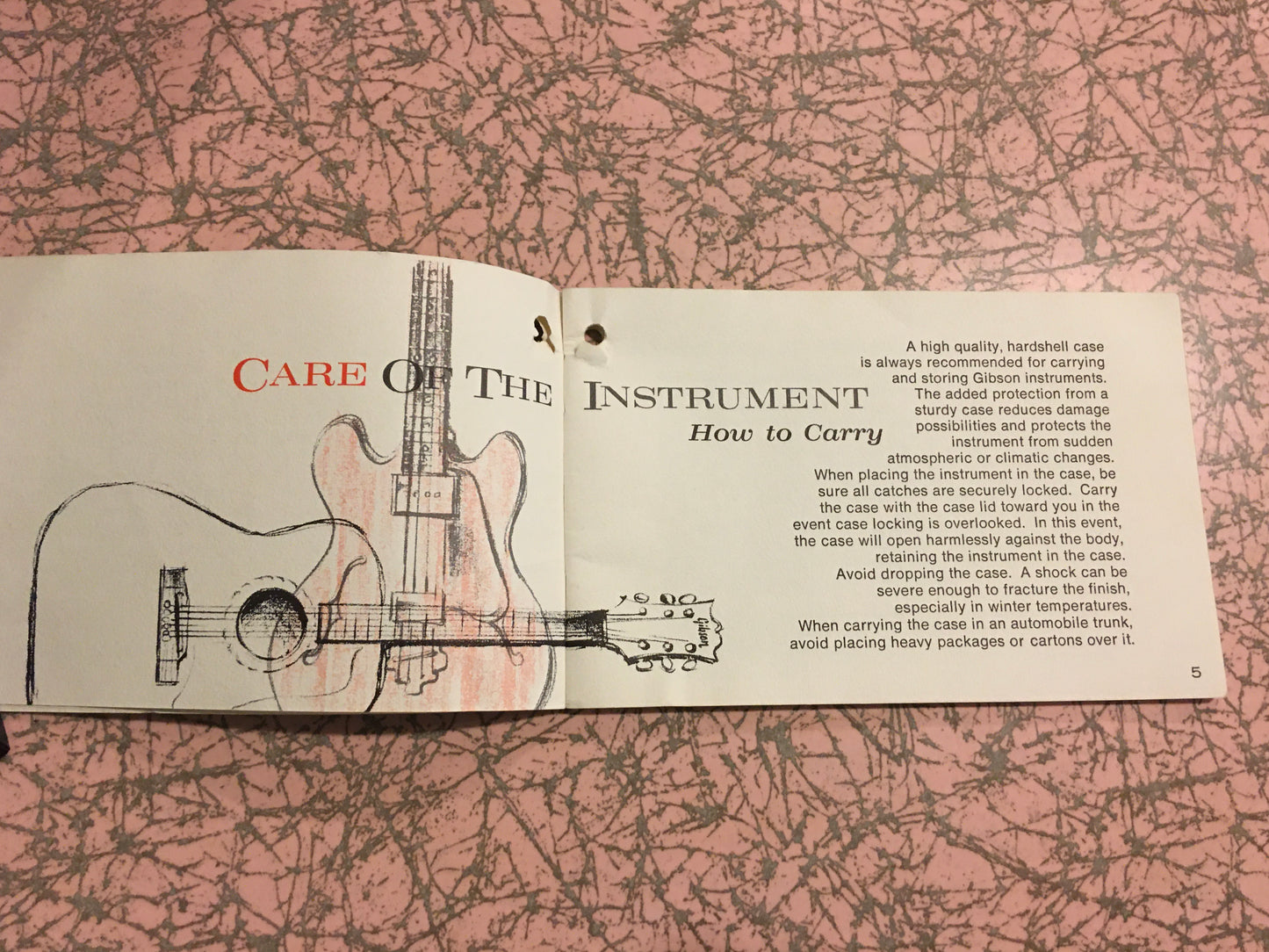 1960s / 1970s Gibson Warranty & Instruction Hang Tag Booklet Case Candy