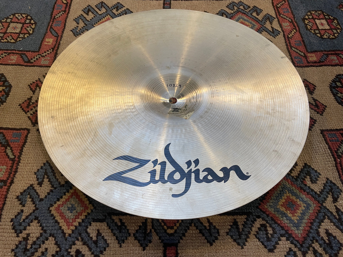 16" Zildjian A Thin Crash Cymbal 1082g