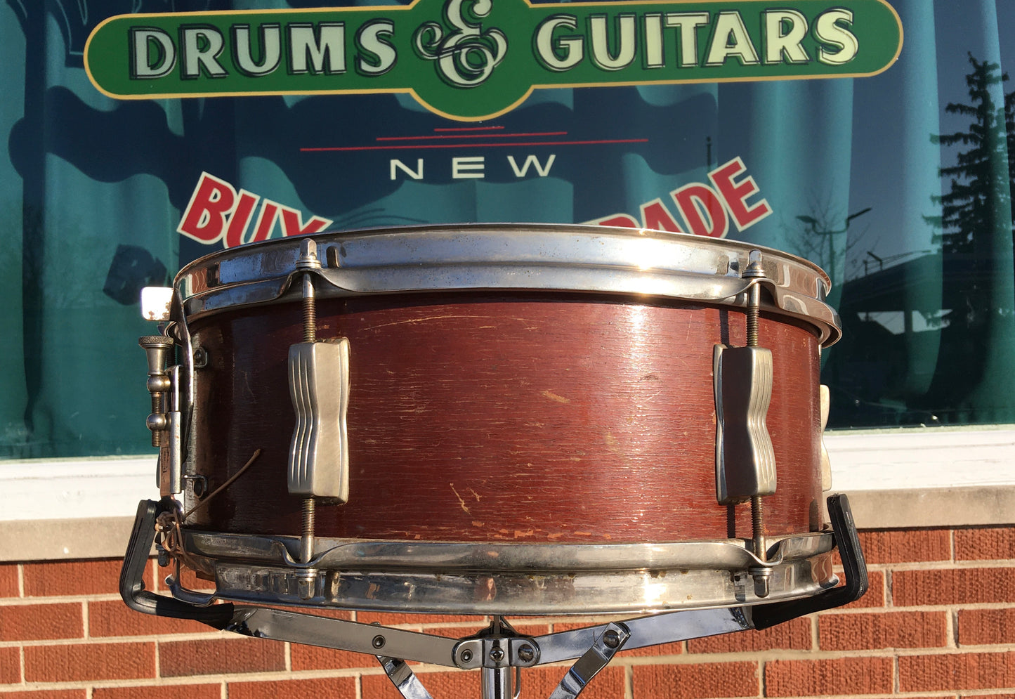 1957 WFL / Ludwig 5.5x14 Supreme Concert / Pioneer Snare Drum Mahogany