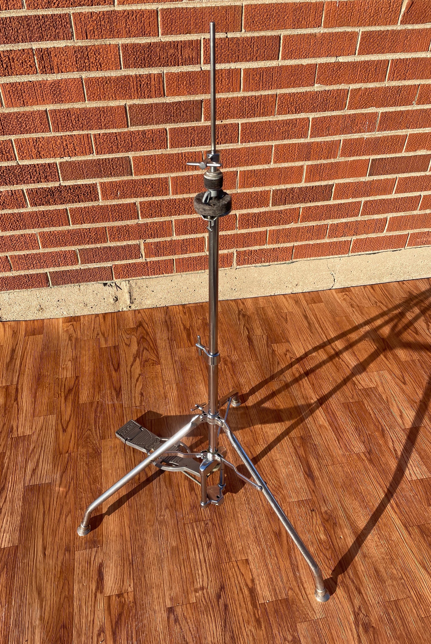 1970s Ludwig No. 1130 Atlas Tubular Spur-Lok Hi-Hat Stand w/ Swivel Feet