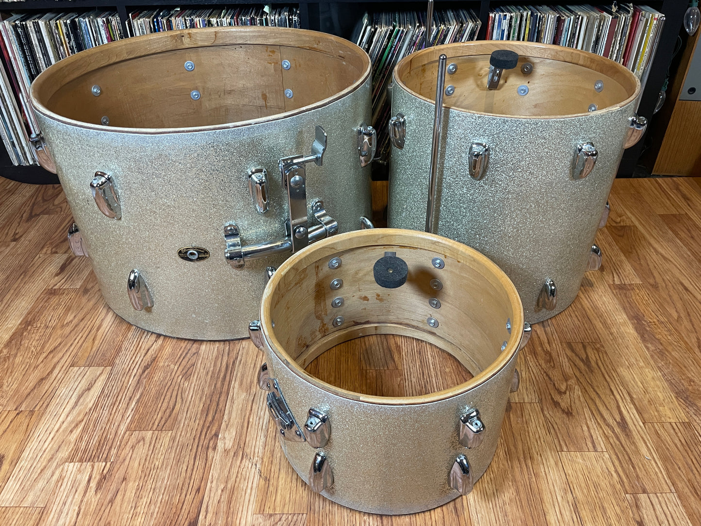 1965 Slingerland Modern Jazz No. 9N Drum Set Silver Sparkle 20-12-14