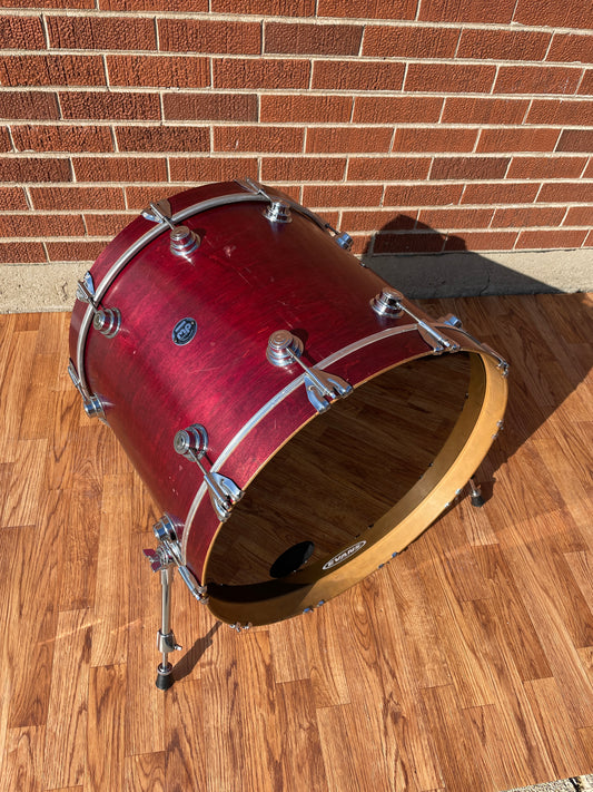 DW 18x22 Bass Drum Single Cherry Satin Oil Drum Workshop