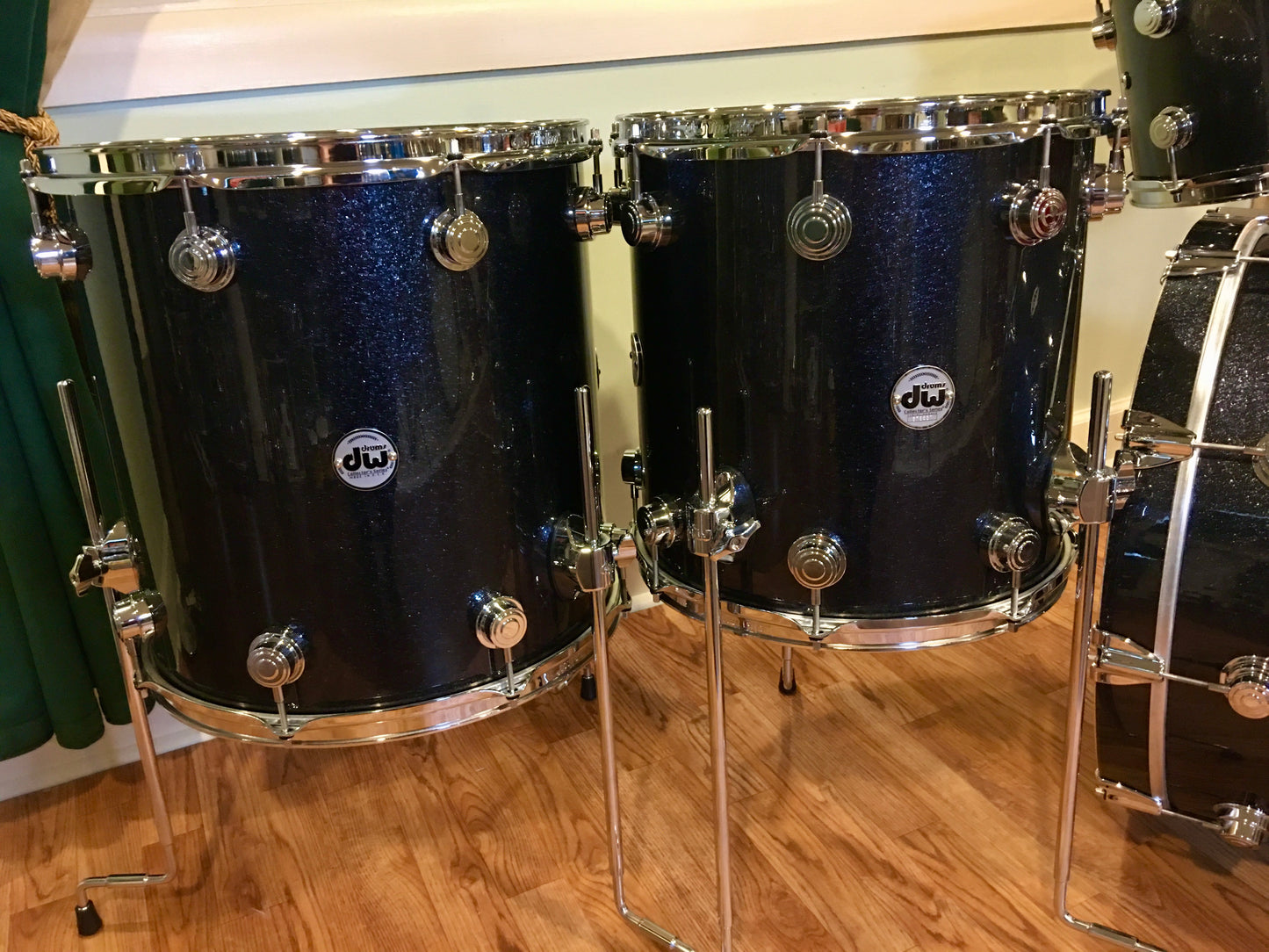DW Collector's Series 5pc Pure Maple Drum Set Gun Metal Sparkle Glass 22/10/12/14/16