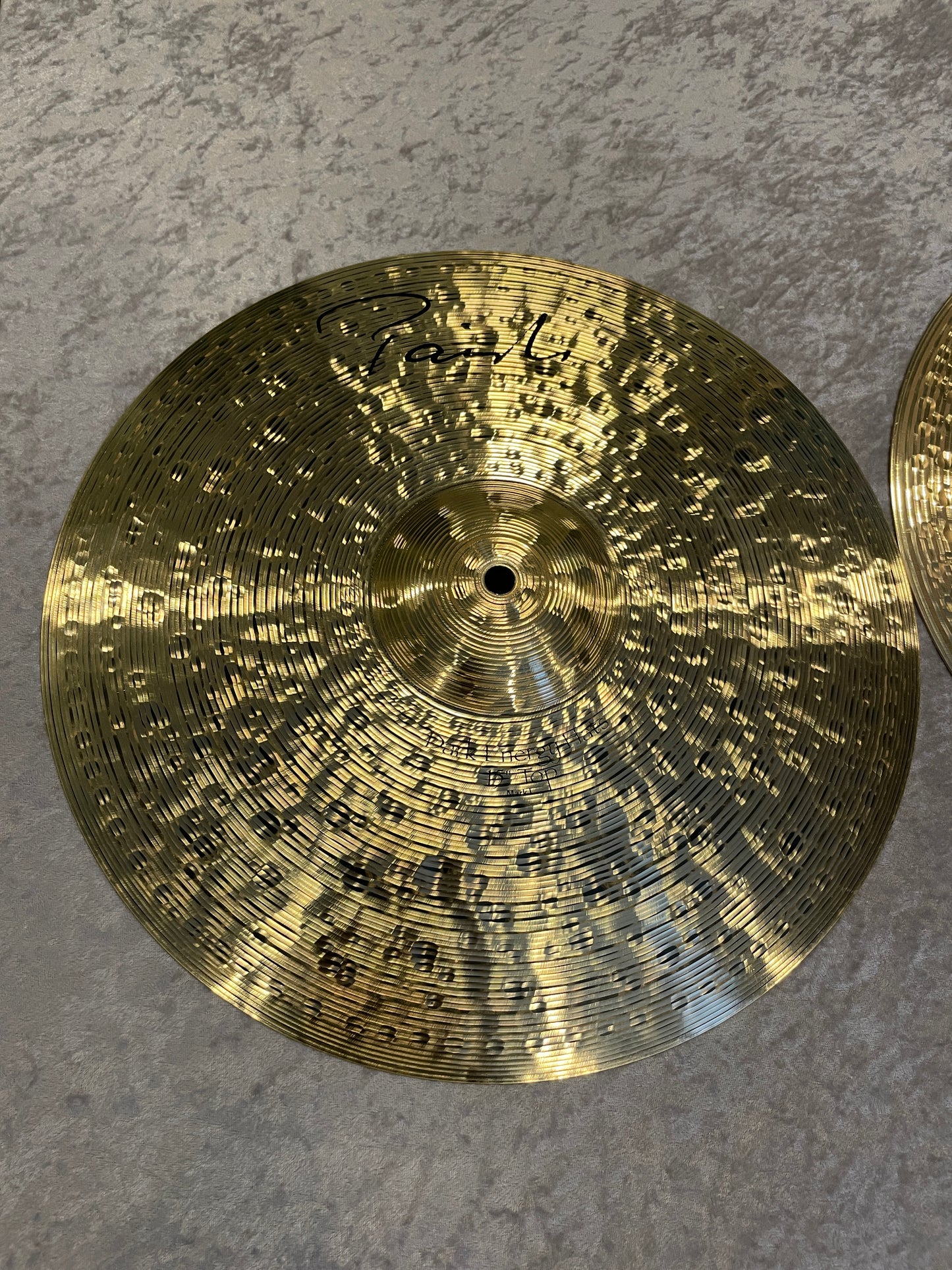 15" Paiste Signature Dark Energy Mark I Hi-Hat Cymbal Pair 1086g/1750g