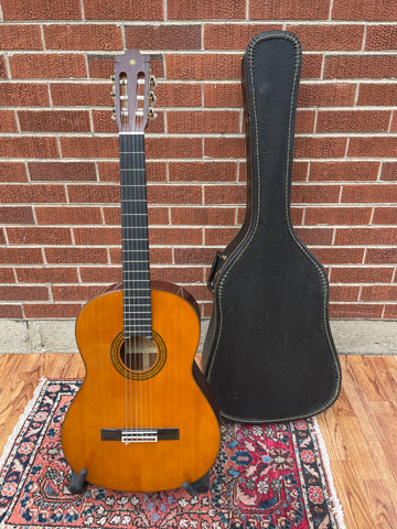 Vintage Yamaha G235 Classical Acoustic Guitar Natural