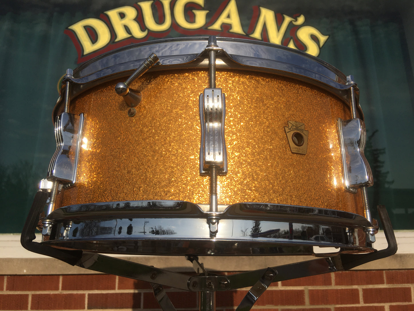 1964 Ludwig 5.5x14 Super Classic 8 Lug Snare Drum Gold Sparkle
