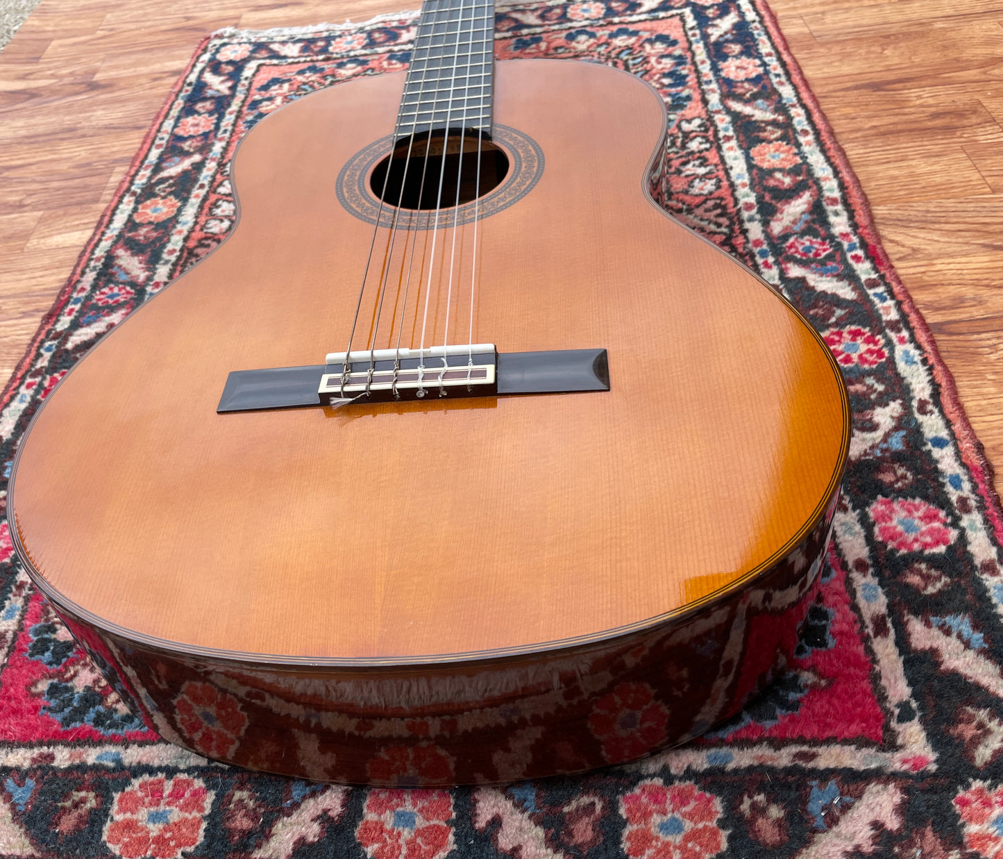 Vintage Yamaha G235 Classical Acoustic Guitar Natural