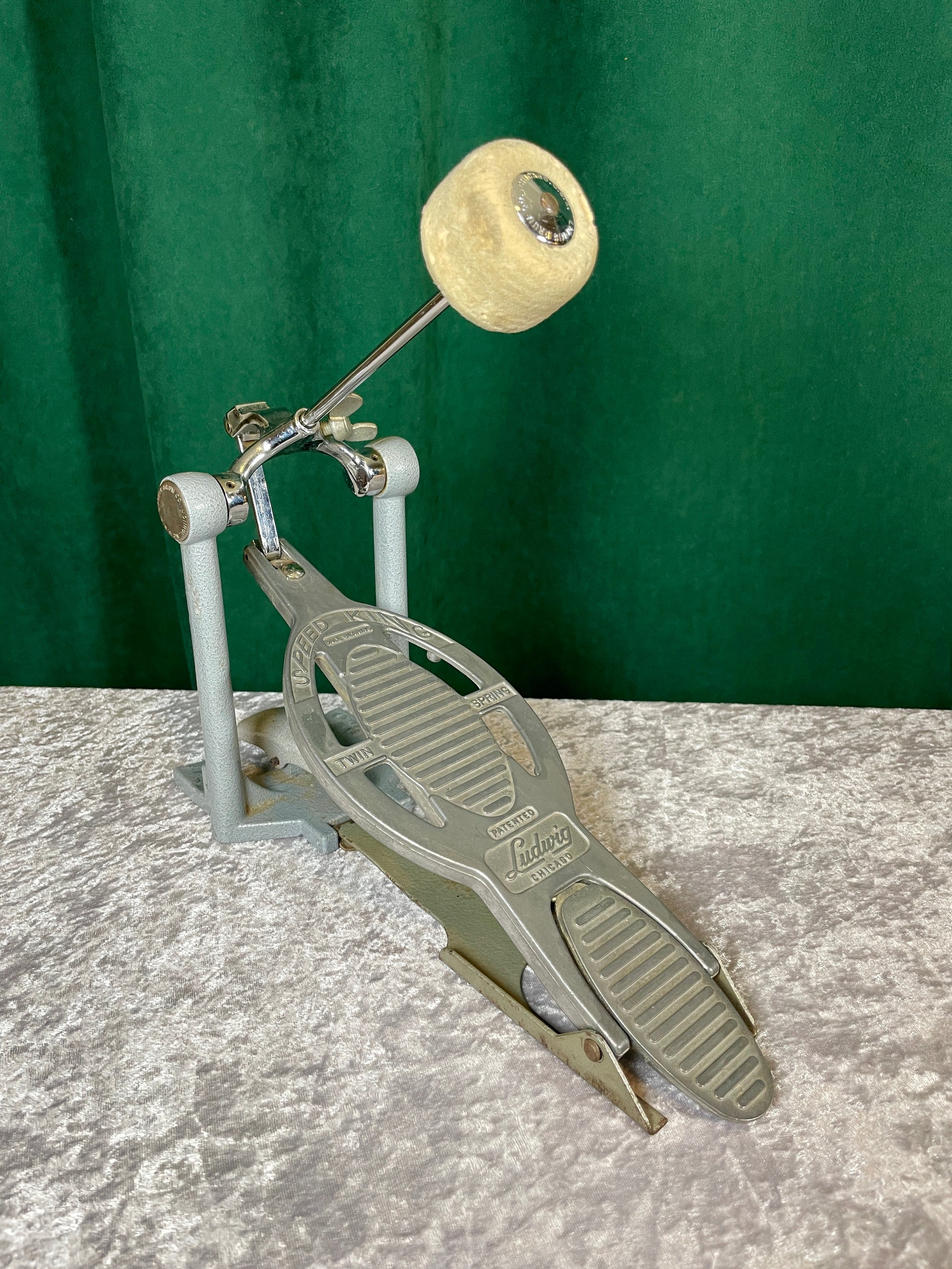 speed king pedal Vintage Ludwig Speed King Twin Spring Bass Drum Pedal – Drugan's Drums & Guitars