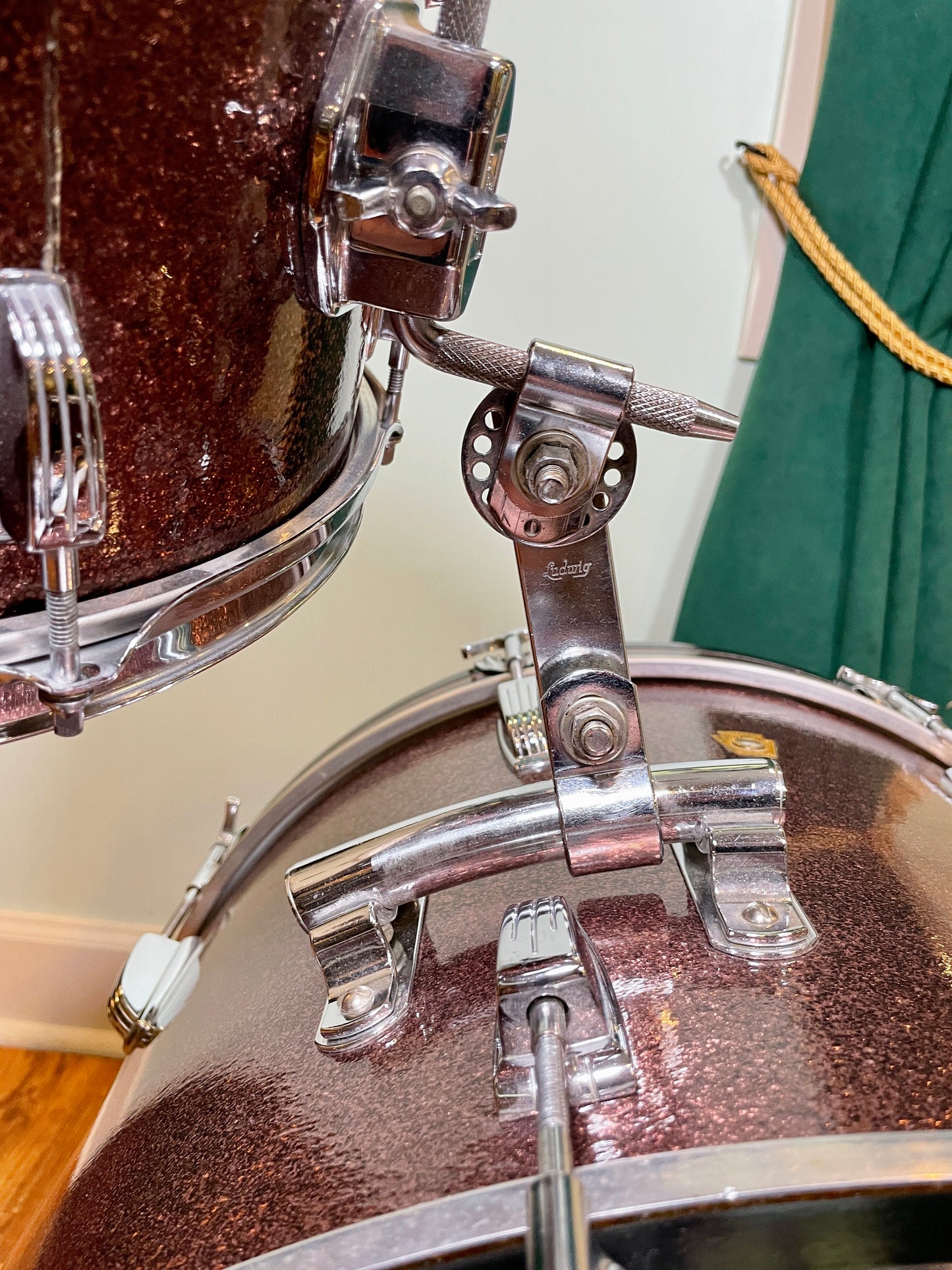 1966 Ludwig Down Beat Drum Set Burgundy Sparkle 20/12/14