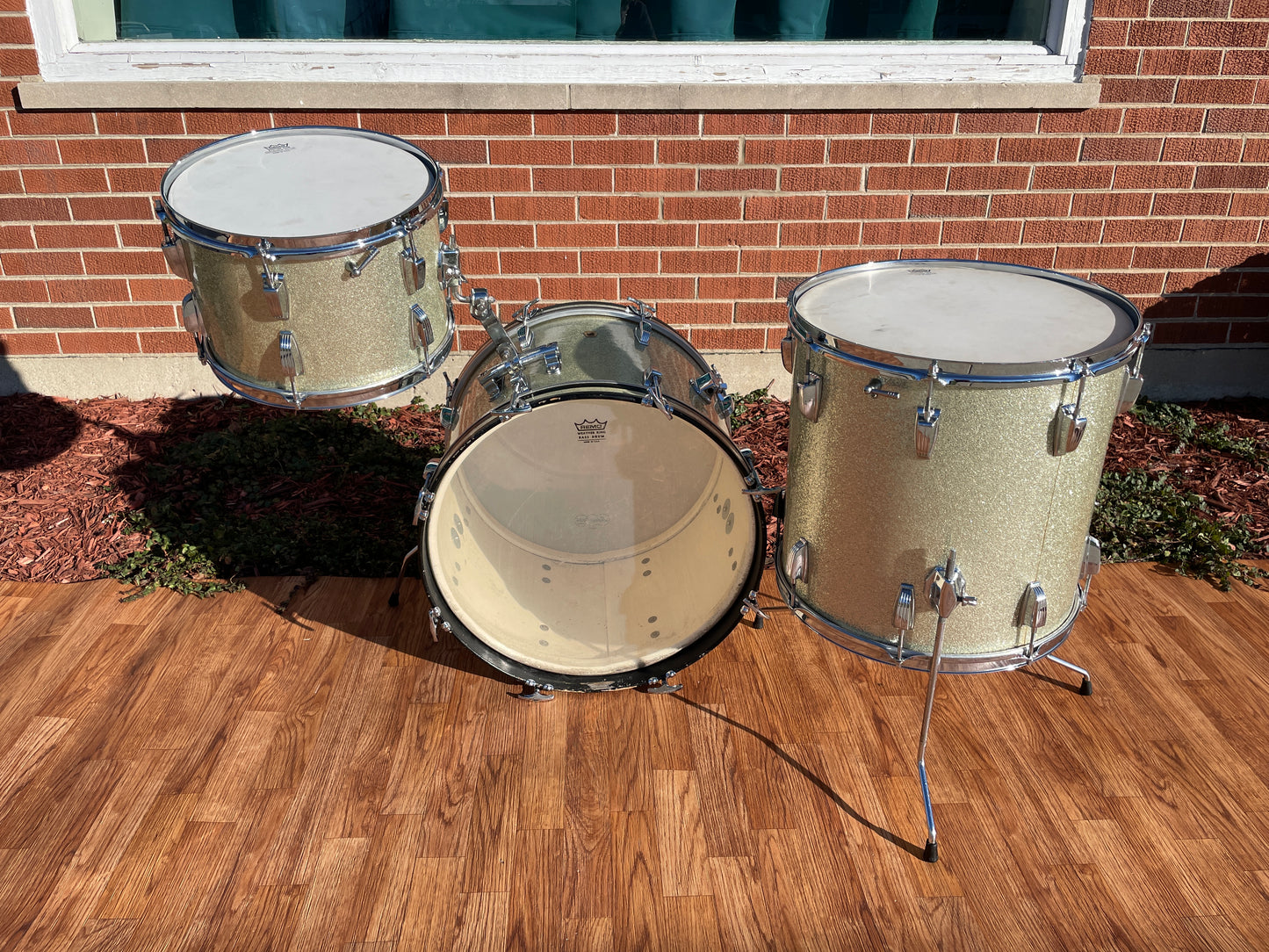 1963 Ludwig Drum Set Silver Sparkle 20/13/16 COB Hoops