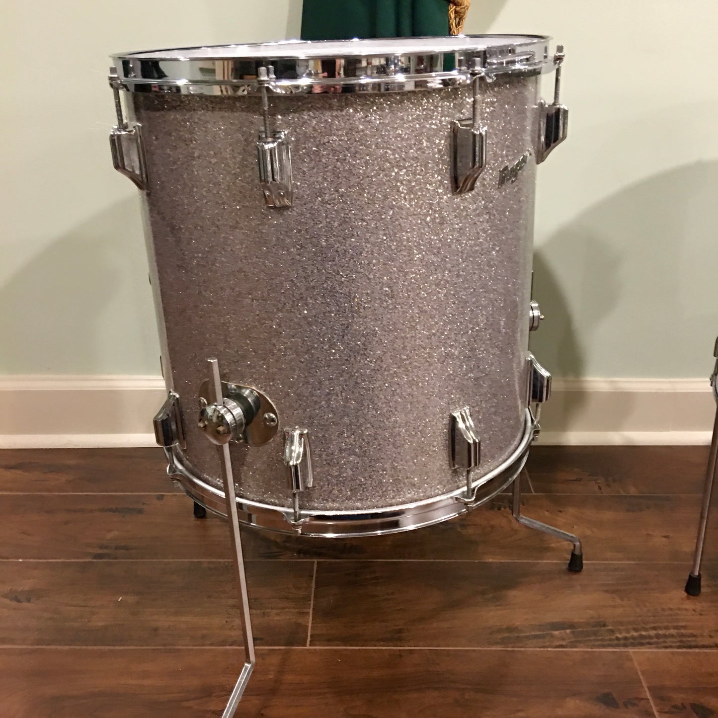 1960s Rogers Cleveland Holiday 16x16 Floor Tom Silver Glass Glitter Sparkle