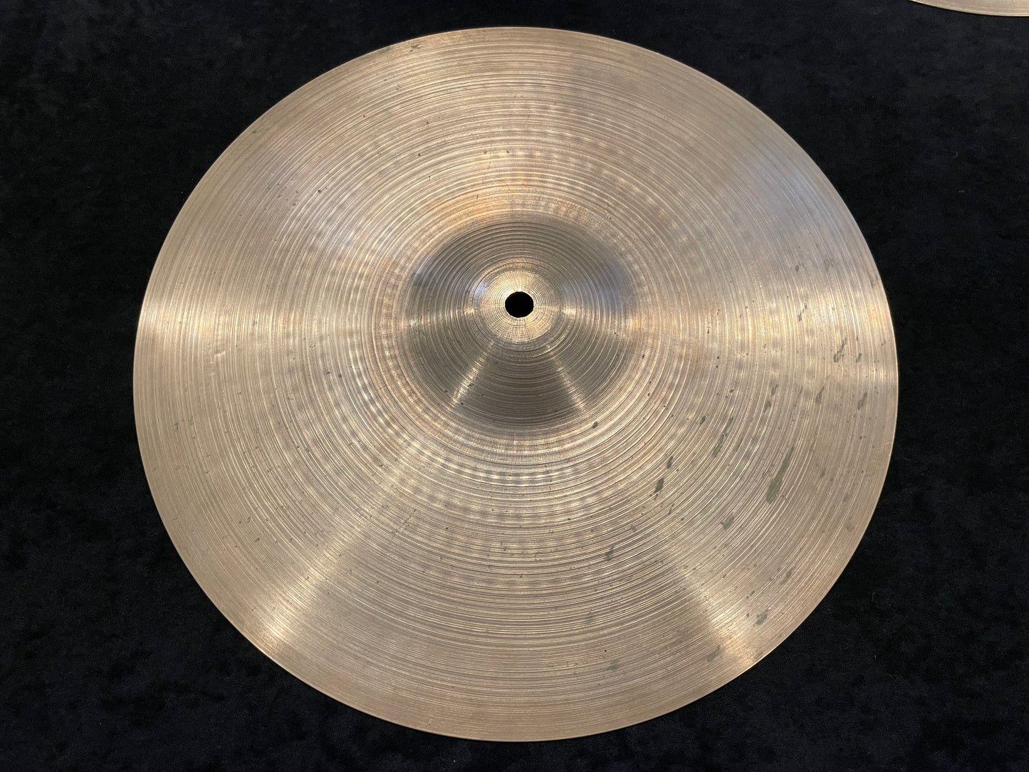 14" Zildjian A 1970s New Beat Hi-Hat Cymbal Pair 1036g/1578g #748 *Video Demo*