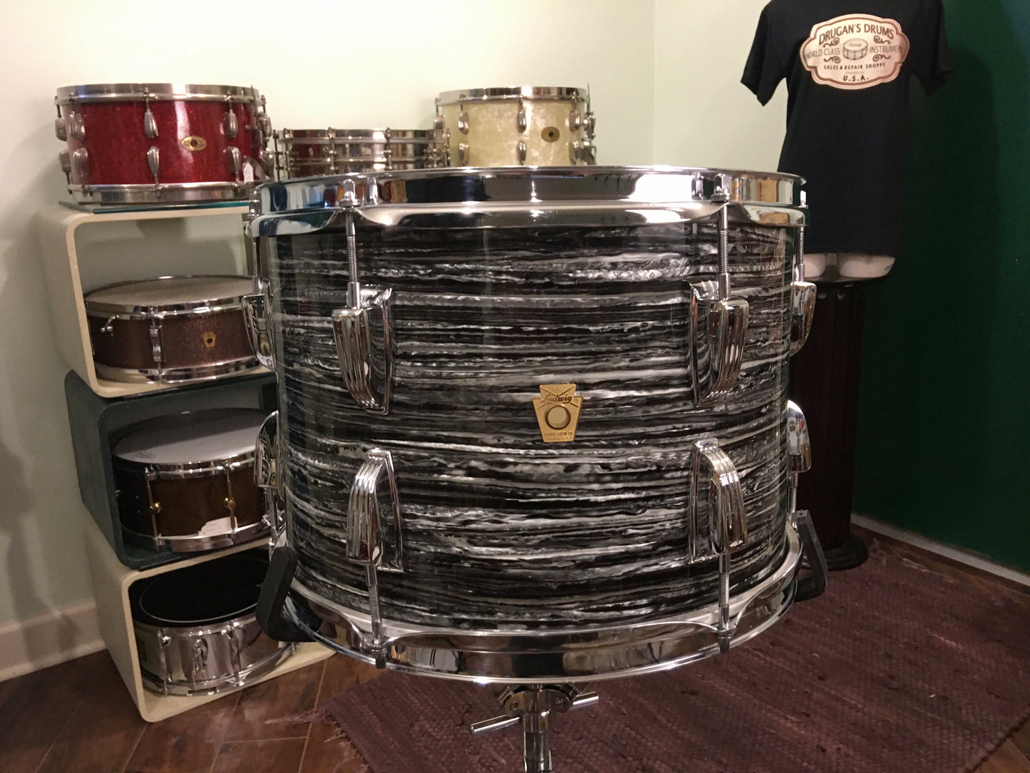 1967 Ludwig 9x13 Oyster Black Pearl Super Classic Tom Drum
