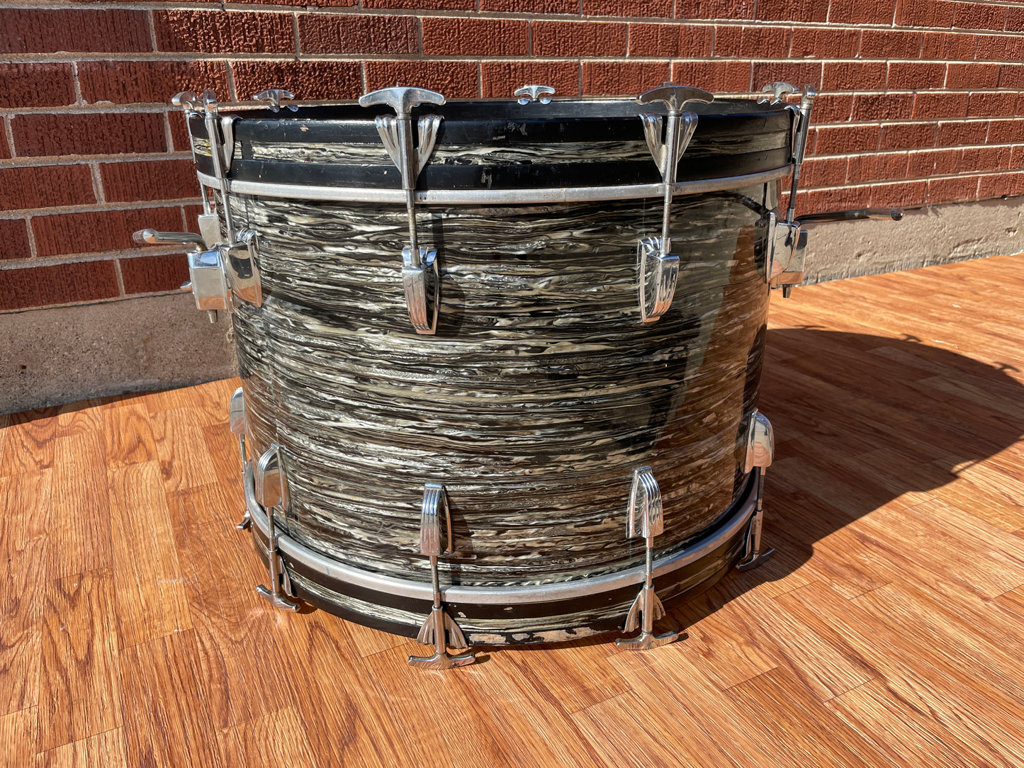 Ludwig 14x22 Hollywood Bass Drum Oyster Black Pearl