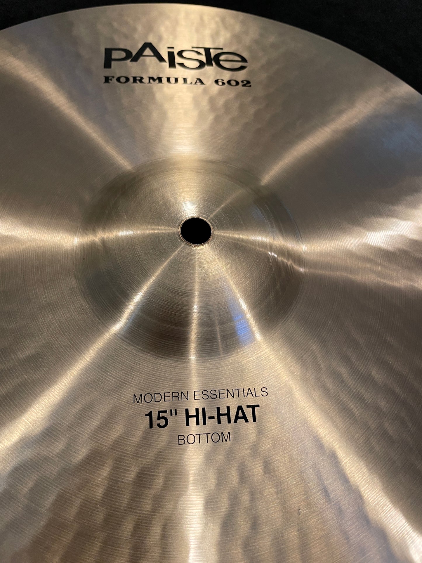 15" Paiste Formula 602 Modern Essentials Hi-Hat Cymbal Pair 1050g/1338g
