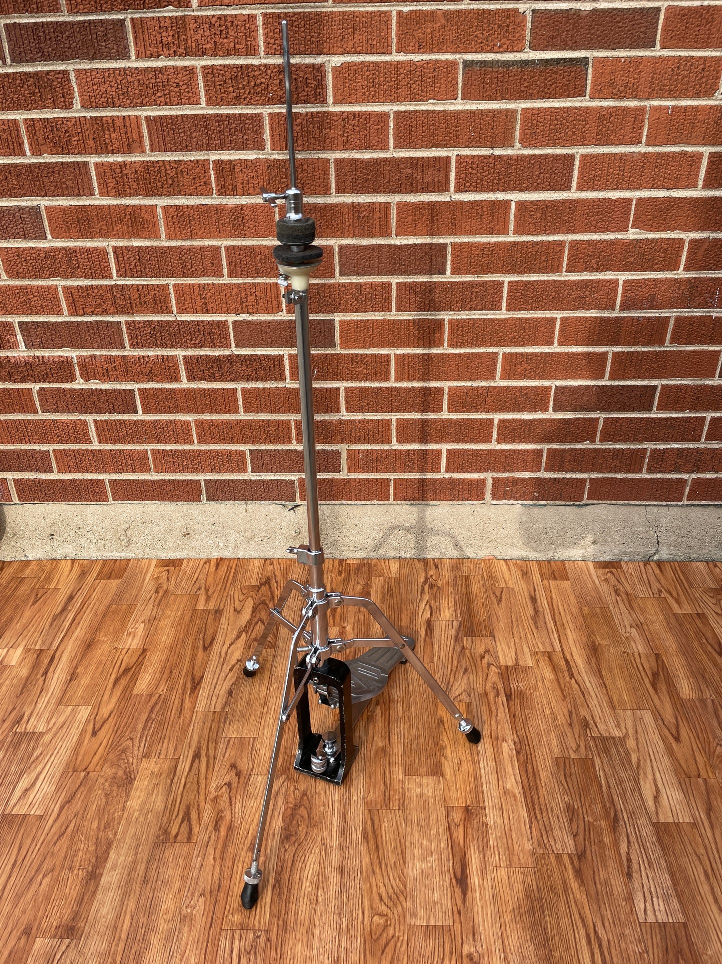 1970s Slingerland No. 806 Dynamo Hi-Hat Stand