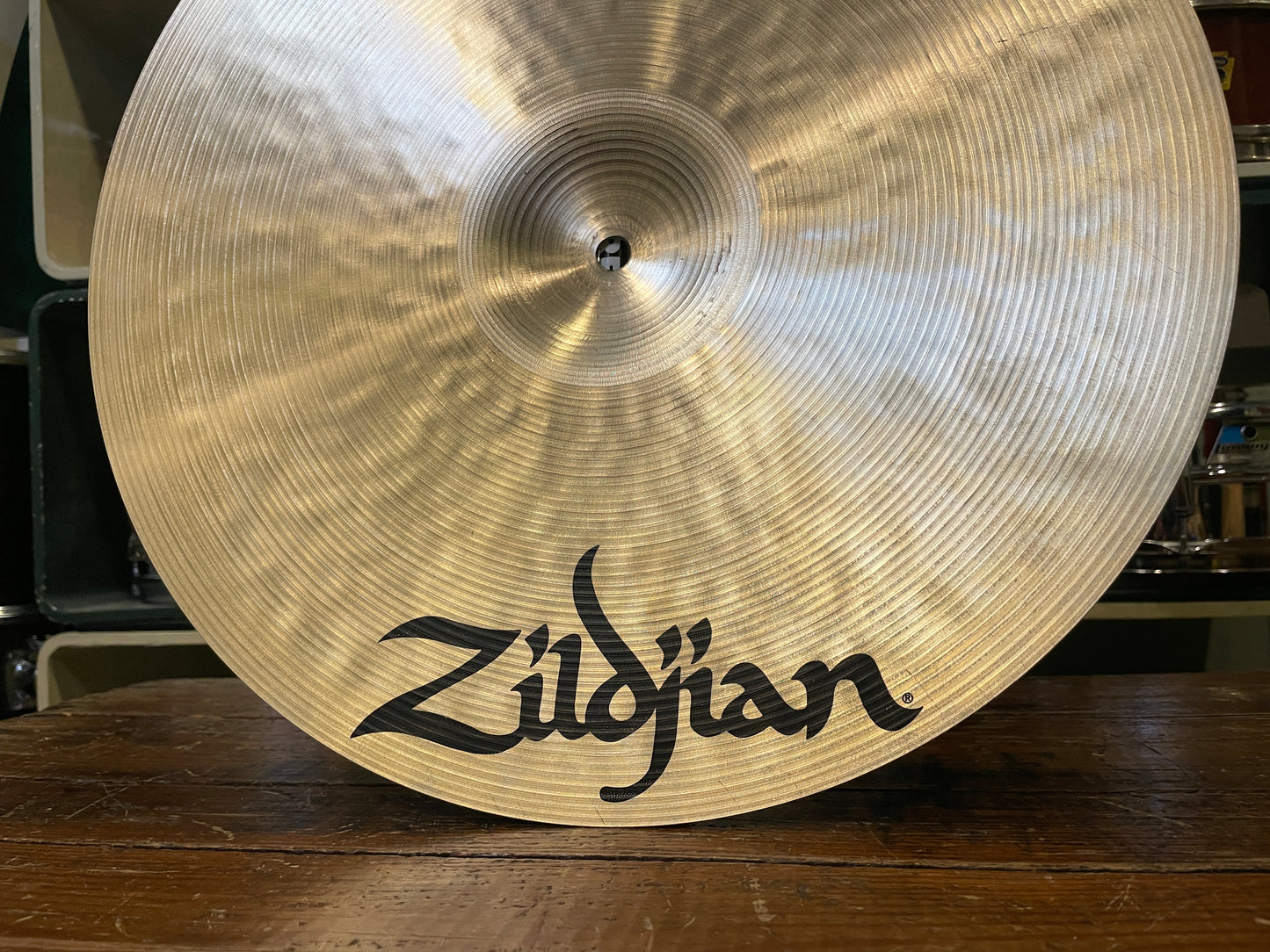 16" Zildjian K Dark Crash Medium Thin Cymbal 1234g