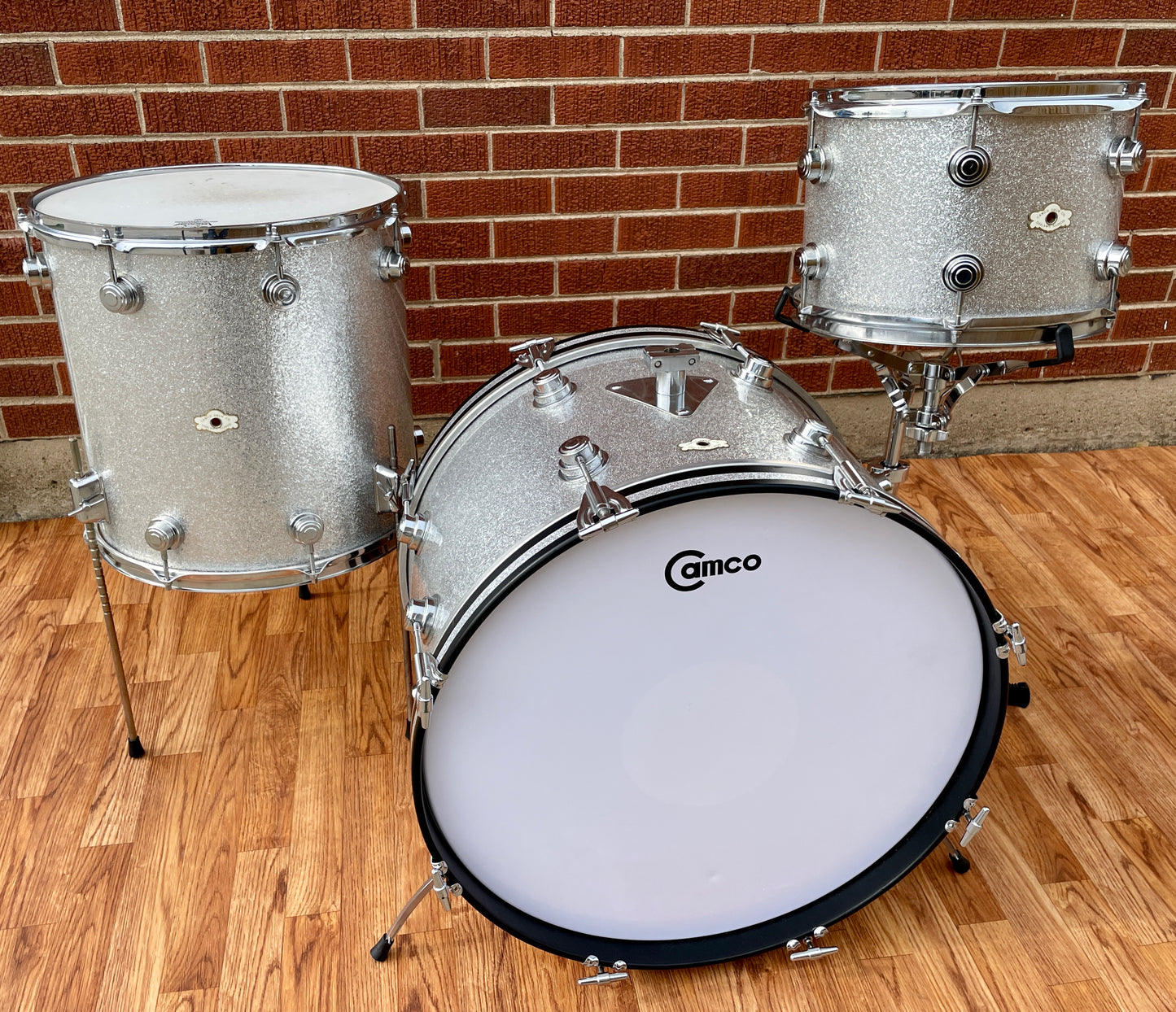 1960s Camco Oaklawn 22/13/16 Silver Sparkle Drum Set
