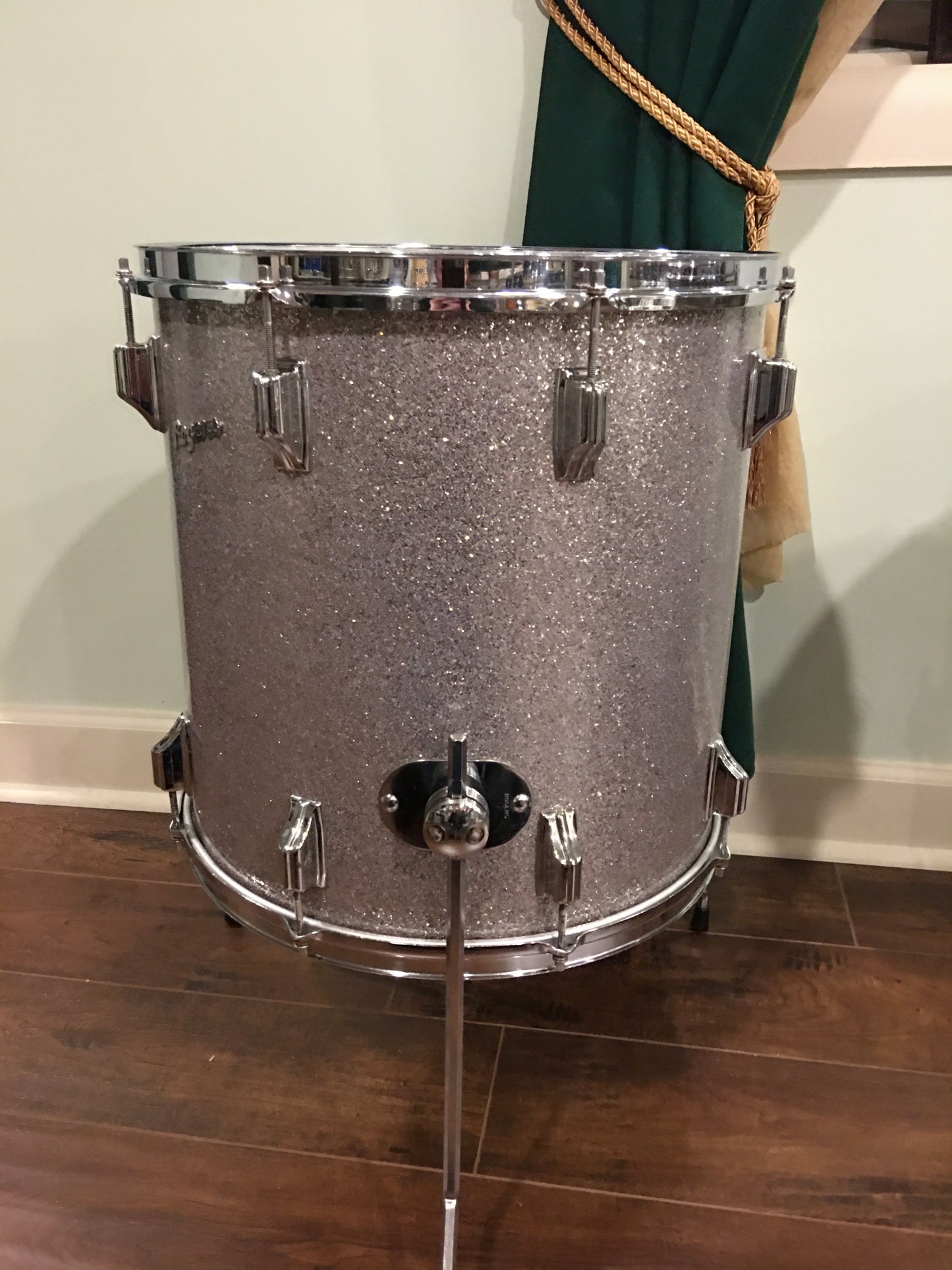 1960s Rogers Cleveland Holiday 16x16 Floor Tom Silver Glass Glitter Sparkle