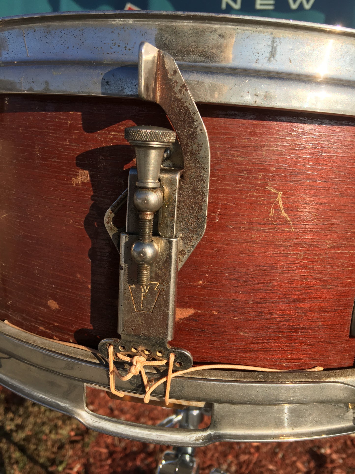 1957 WFL / Ludwig 5.5x14 Supreme Concert / Pioneer Snare Drum Mahogany