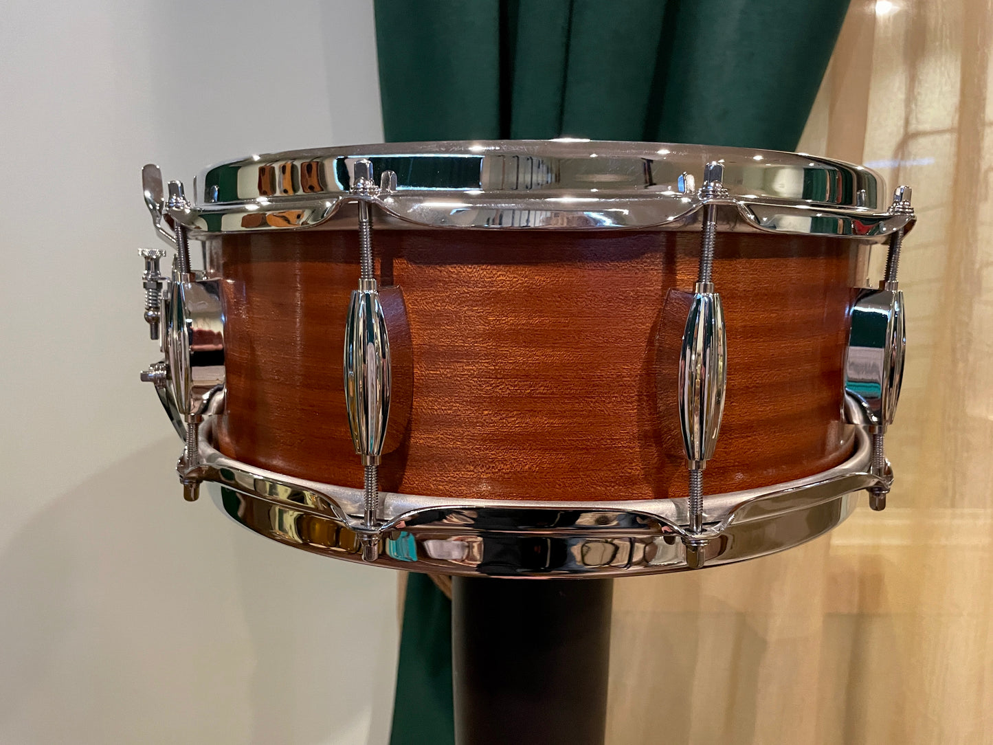 Chicago Drum 5.5x14 Snare Drum Mahogany/Poplar Tung Oil Finish