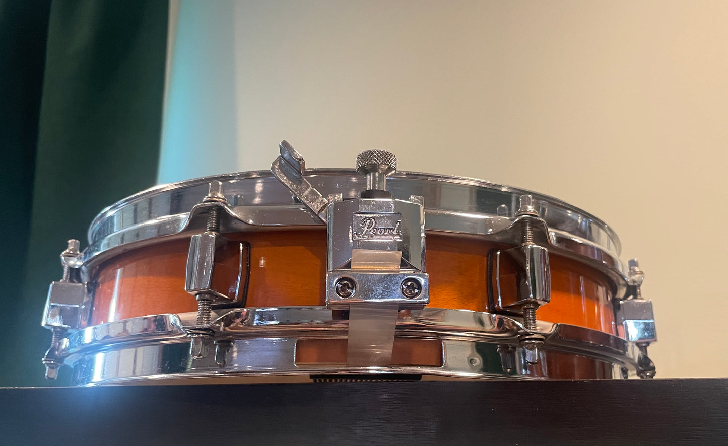 Pearl 3x13 Maple Shell Piccolo Snare Drum Amber *Video Demo*