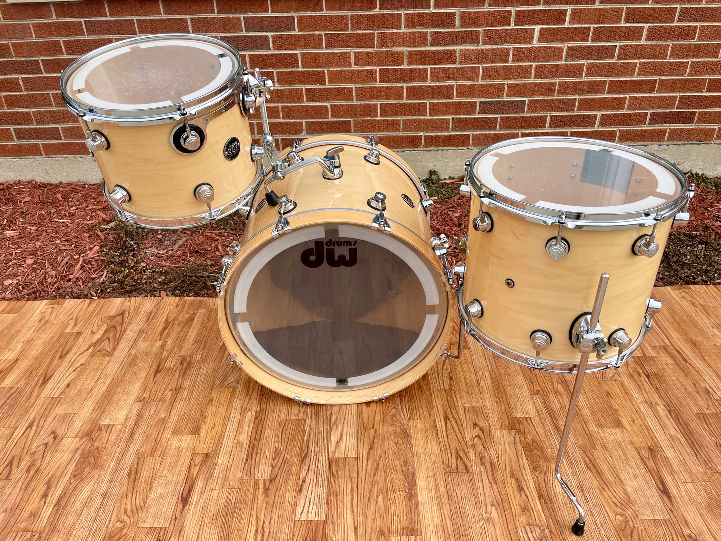 DW Performance Series Drum Set Natural Gloss 20/12/14 Drum Workshop