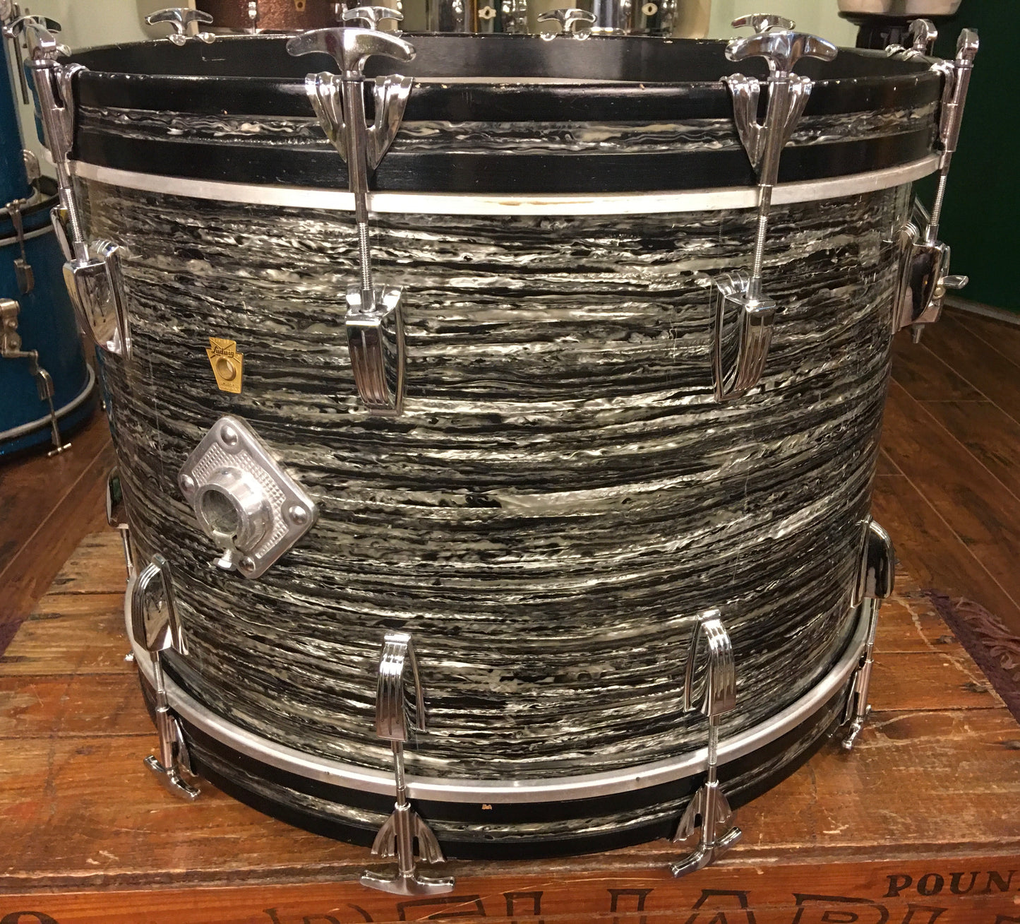 1967 Ludwig 14x22 Oyster Black Pearl Hollywood Bass Drum