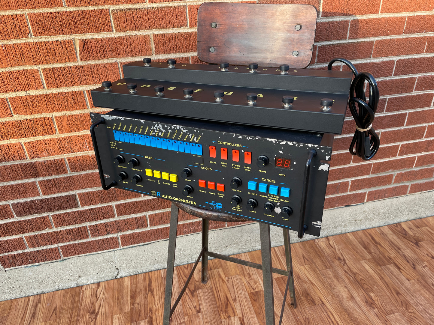 Vintage MTI 16R Auto Orchestra Analog Drum Machine, Bass, Piano, & Organ Synthesizer