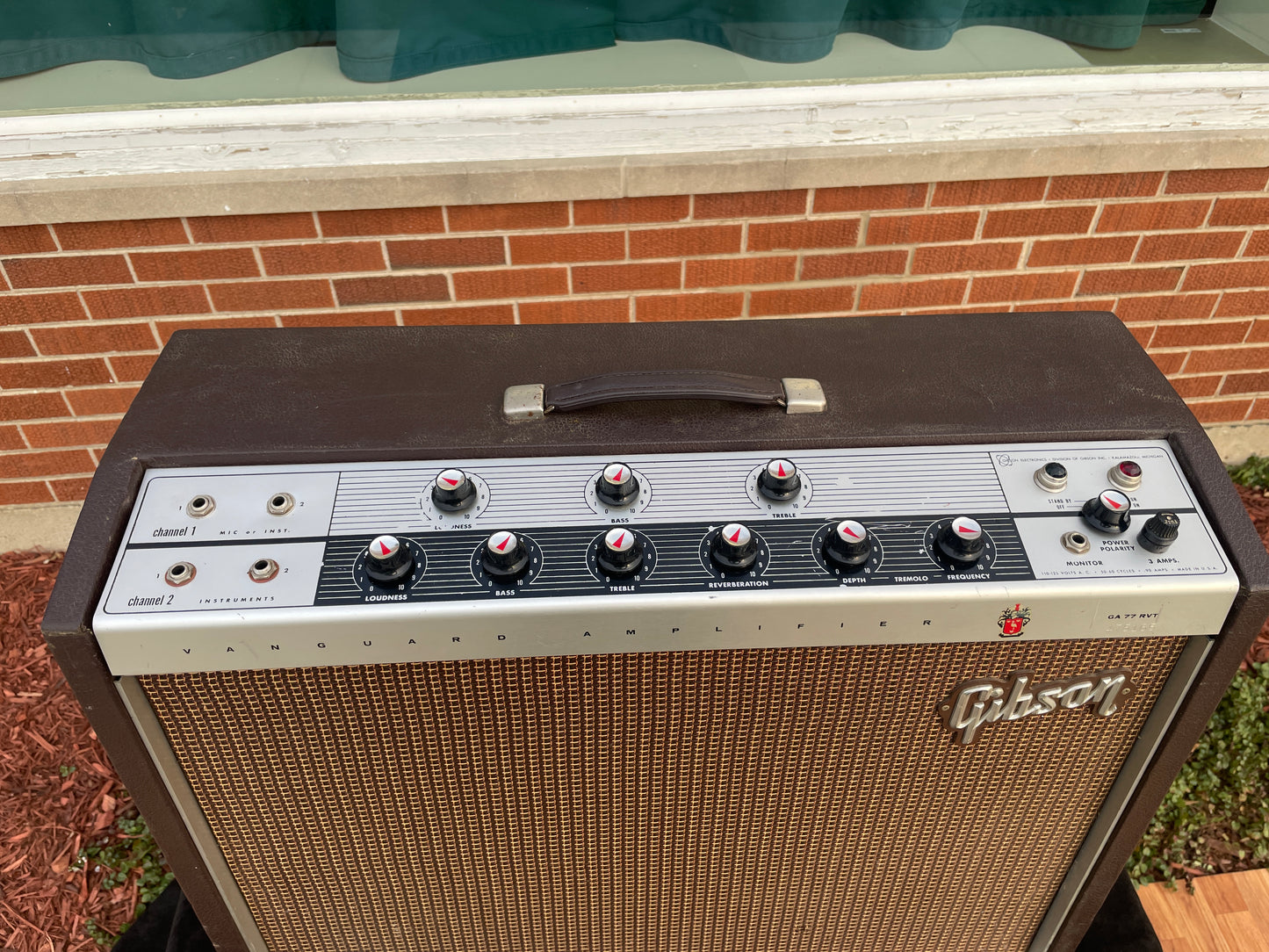 1962 Gibson GA-77RVT Vanguard Guitar Combo Amplifier Reverb Tremolo Amp
