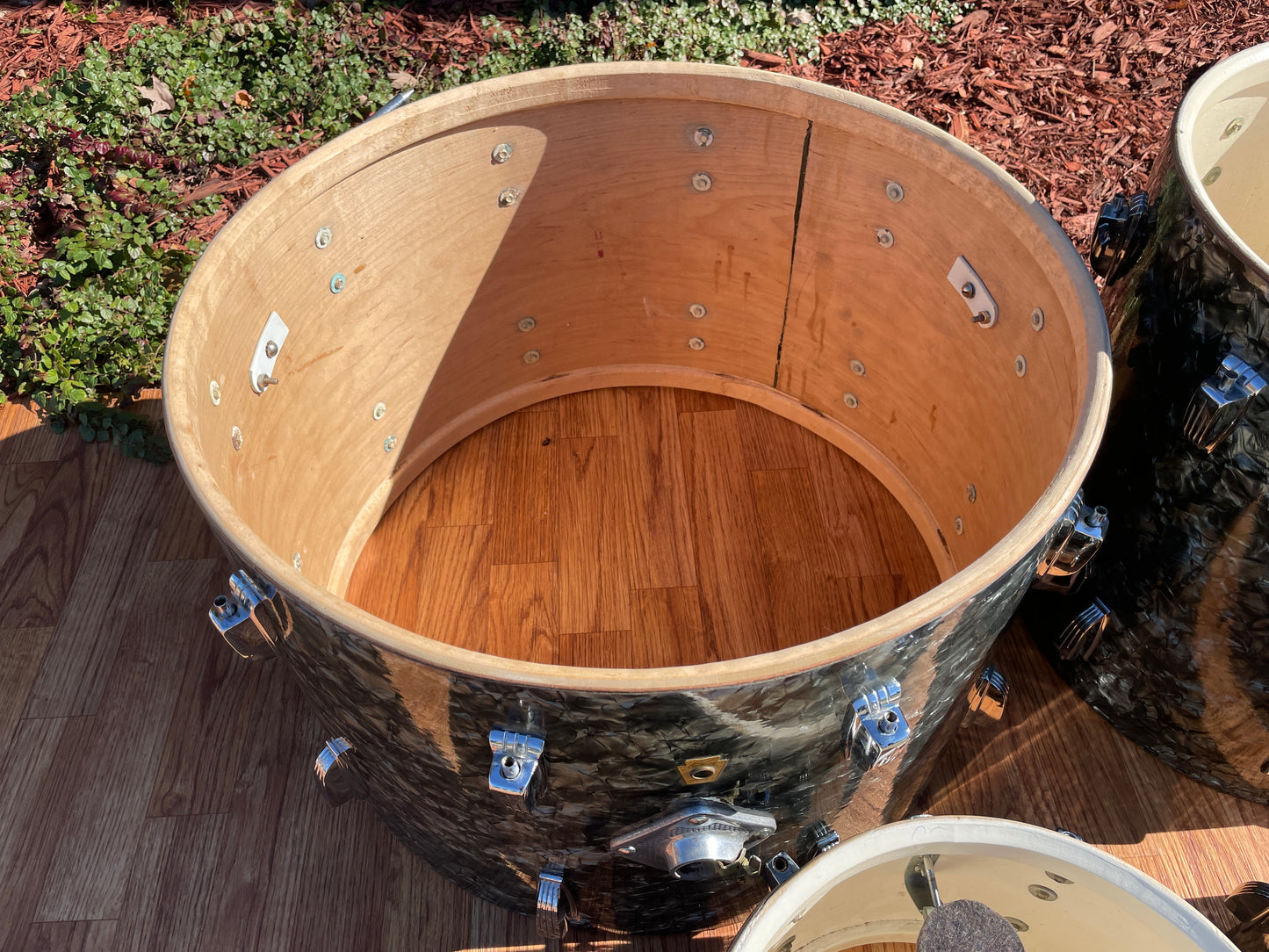 1961 Ludwig No. 983P 5pc Hollywood Outfit Drum Set w/ Jazz Festival Snare Black Diamond Pearl 22/12/12/16/5x14