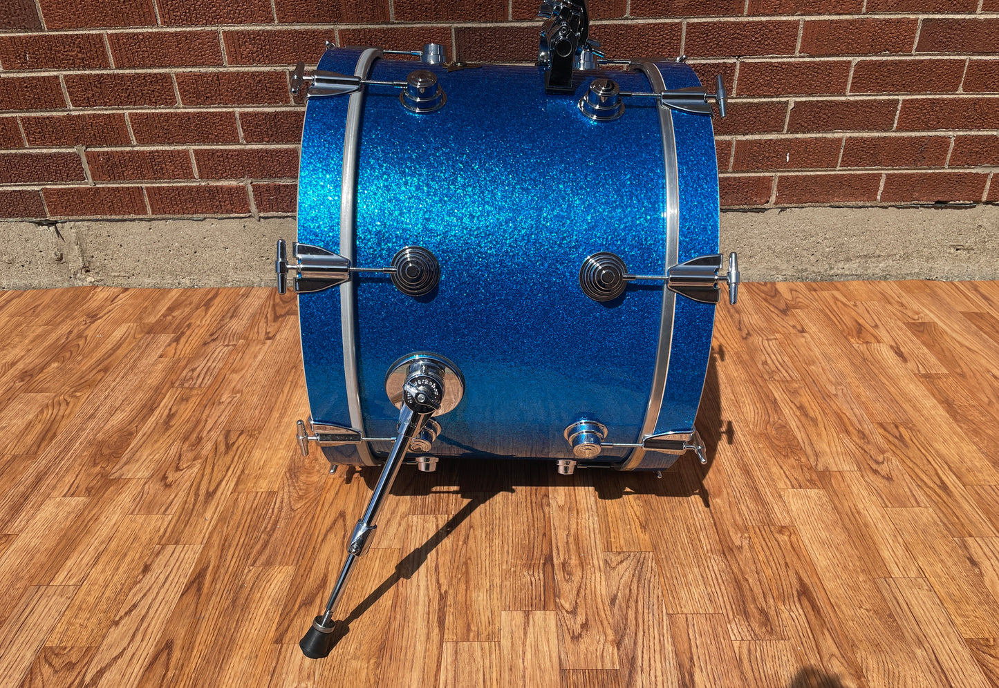 DW Classics Series 14x20 Bass Drum Blue Glass Glitter Sparkle Drum Workshop Mahogany/Poplar