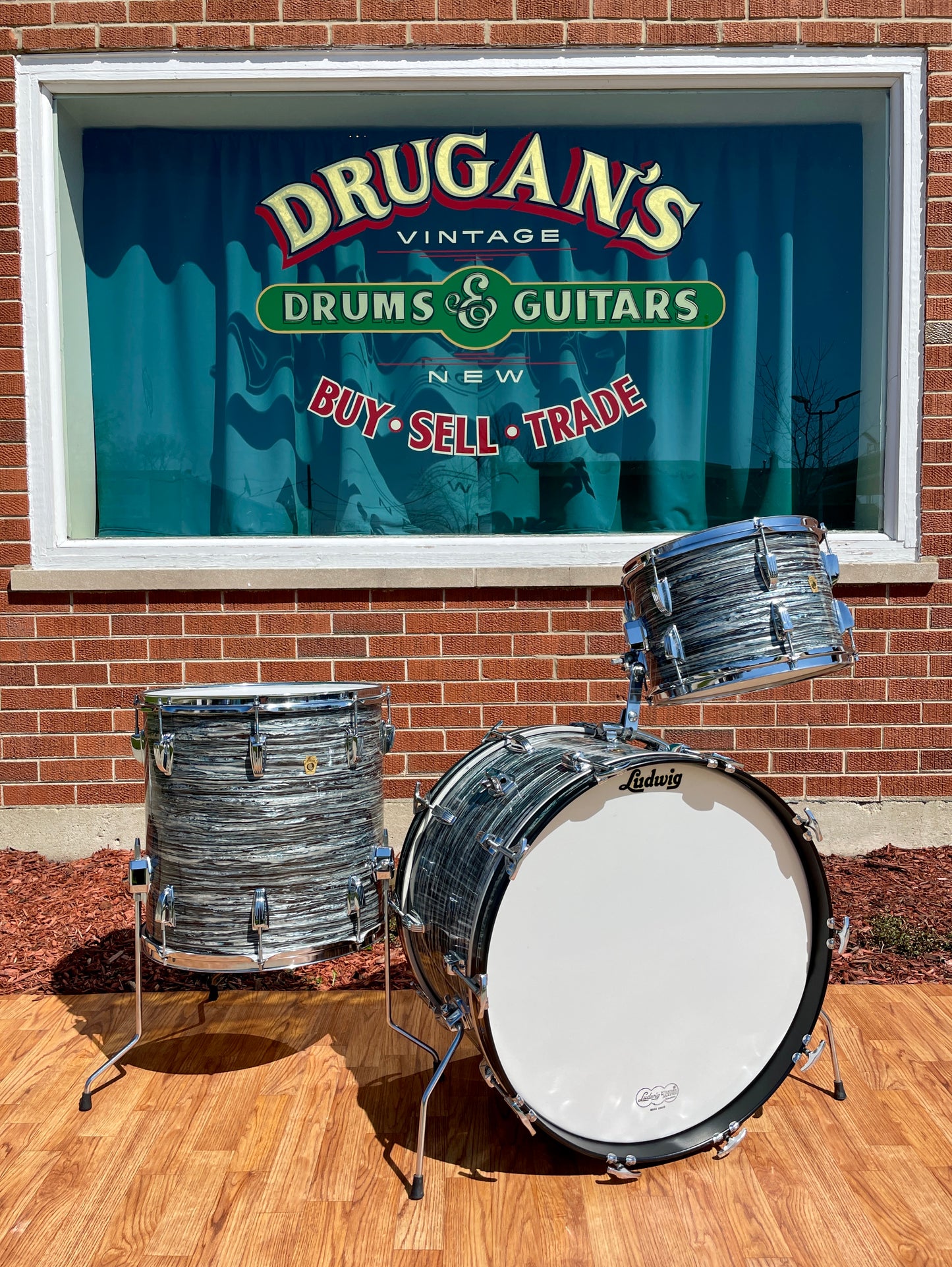 1968 Ludwig Super Classic Drum Set Oyster Blue Pearl 22/13/16
