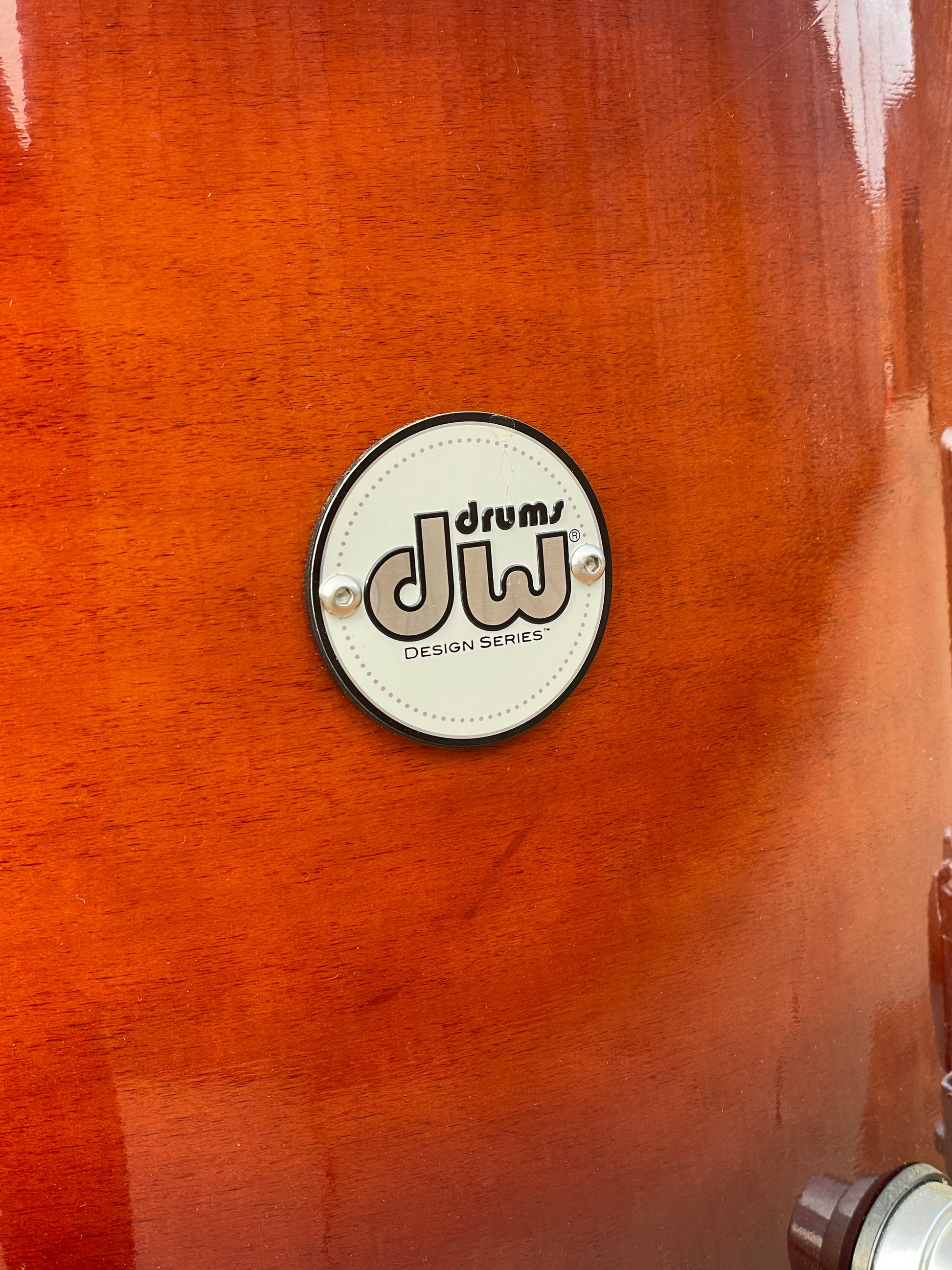 drum tobacco logo Original Roll-Your-Own This Badge is placed on Gateway Drum Smokers above the thermometer Drum Tobacoo