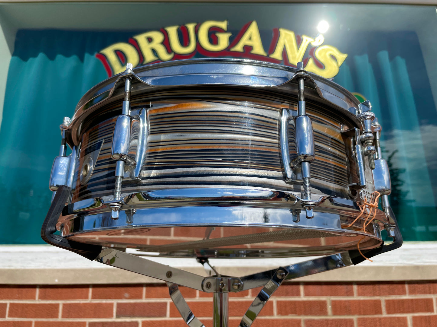 1971 Ludwig Standard 5x14 Snare Drum Gold Strata