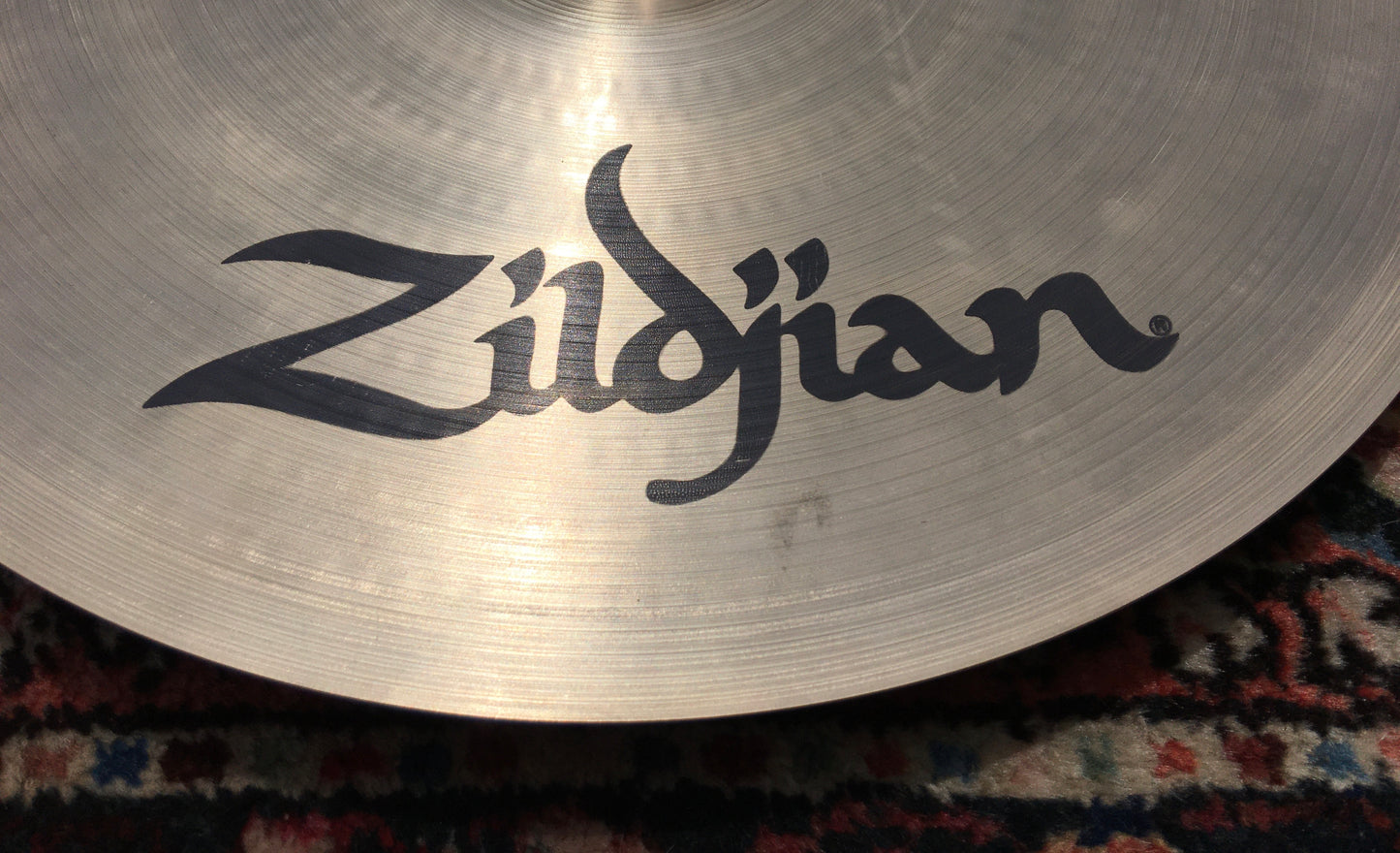 16" Zildjian A Medium Thin Crash Cymbal 1032g #611