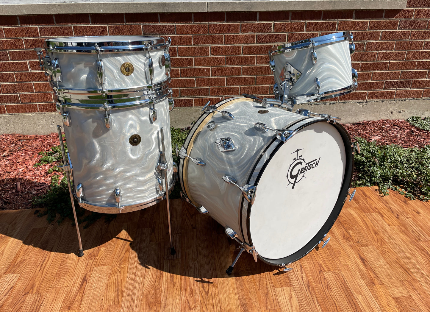 1960s Gretsch Progressive Jazz Drum Set Silver (White) Satin Flame