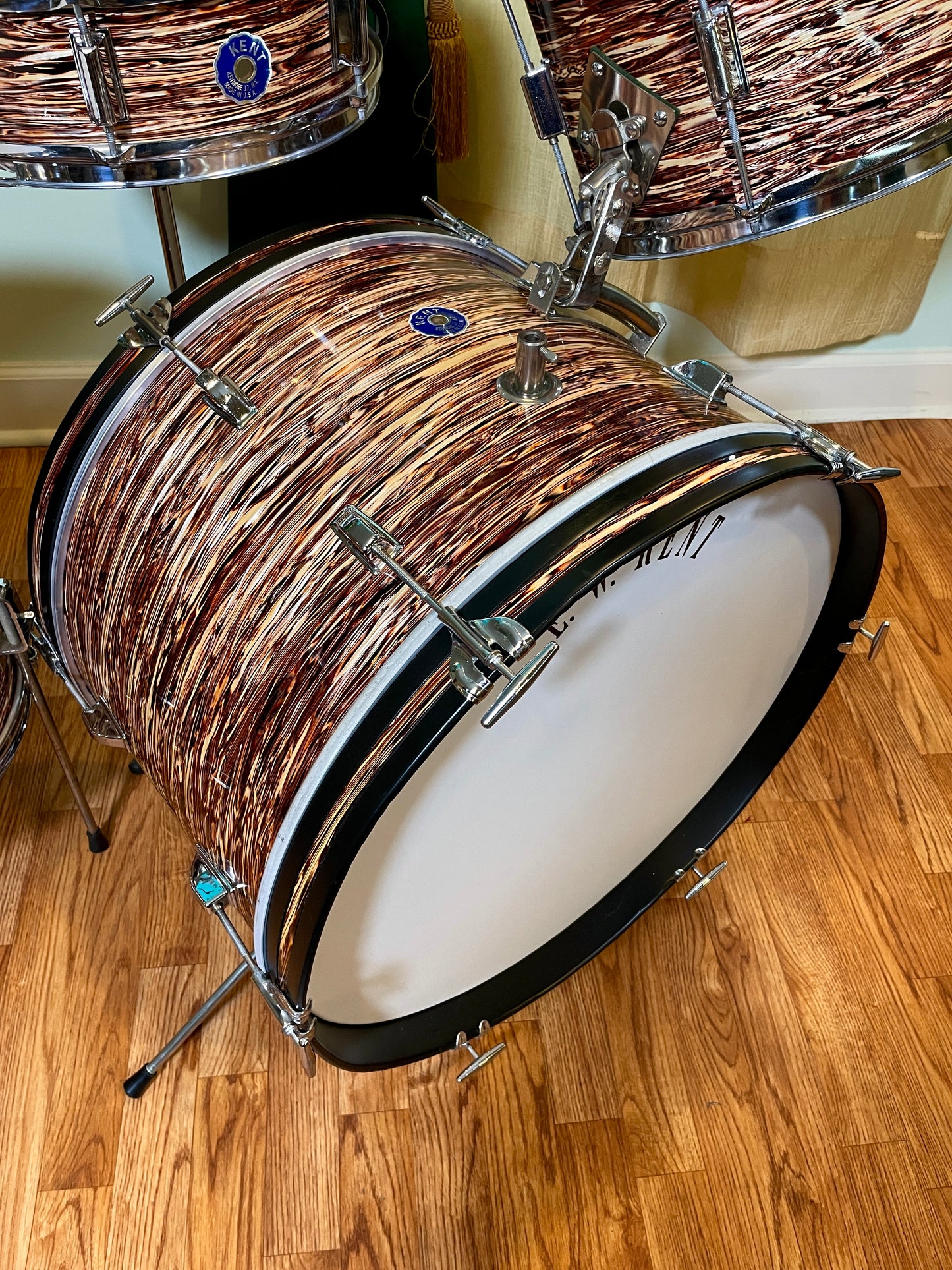 Vintage Kent Drum Set Raspberry Swirl 22/13/15/5x14 *Video Demo*