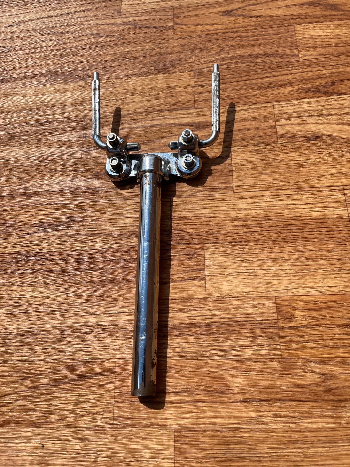 1970s Ludwig No. 781-2 Short Double Tom Post Holder Hollywood Big Beat