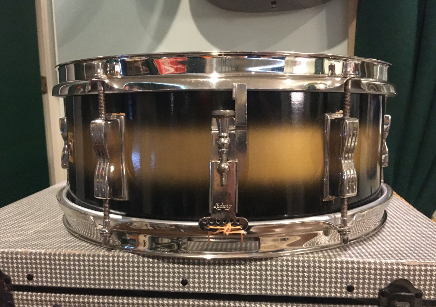 1965 Ludwig Pioneer 5x14 Black / Gold  Snare Drum