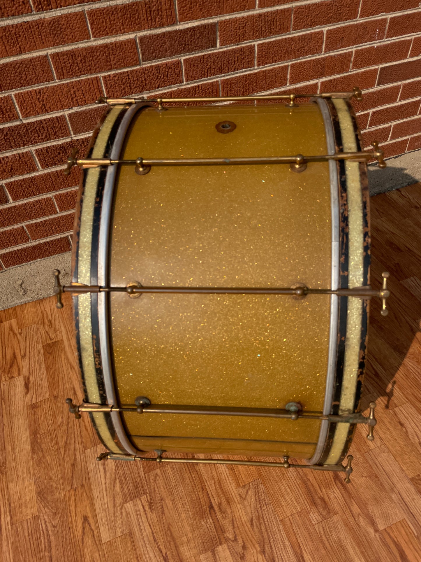 Vintage 1928-36 Slingerland 14x28 Bass Drum Gold Sparkle Cloud Badge