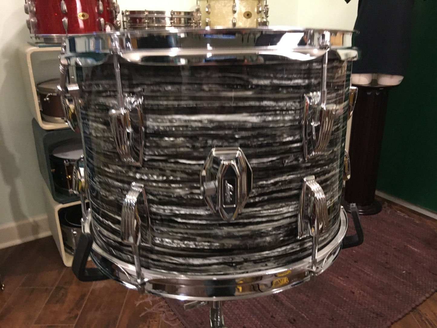 1967 Ludwig 9x13 Oyster Black Pearl Super Classic Tom Drum