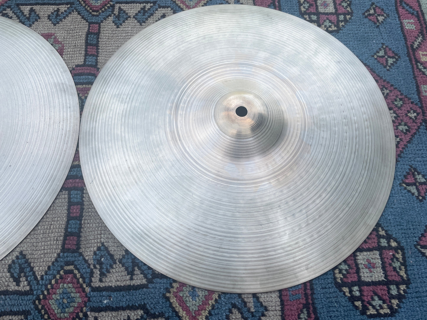 1970s Zildjian A New Beat Hi-Hat Pair 1094g/1424g #830